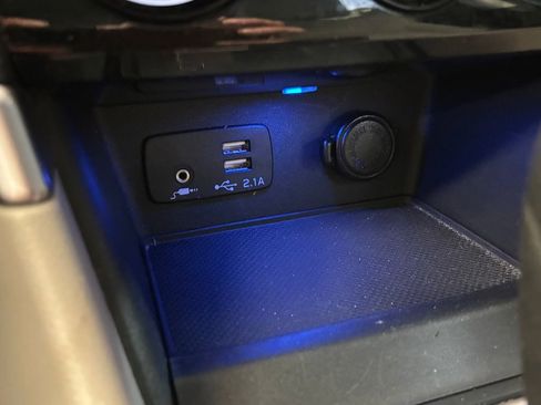 Used 2020 Subaru Forester Premium AWD/4WD image 17