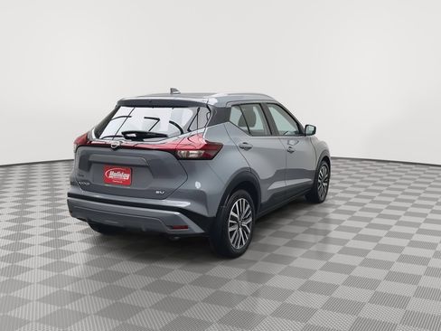Used 2023 Nissan Kicks SV image 31