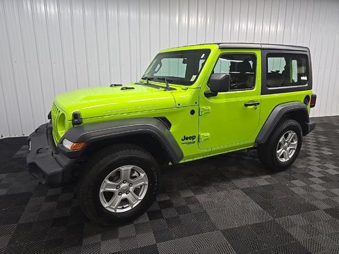 Used 2021 Jeep Wrangler Sport AWD/4WD image 6