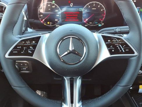 New 2026 Mercedes-Benz GLB 250 4MATIC image 8