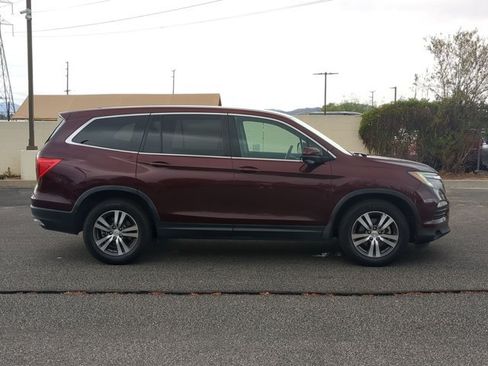 Used 2016 Honda Pilot EX image 4