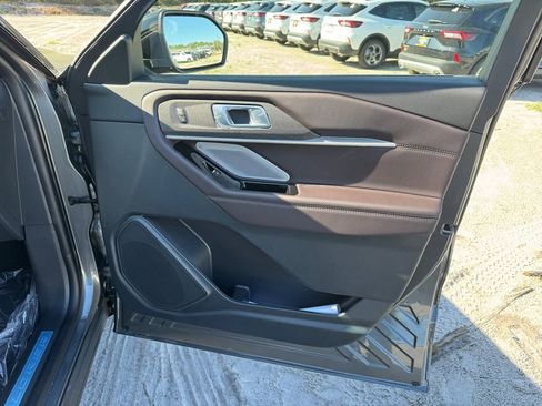 New 2026 Ford Explorer Platinum RWD image 22