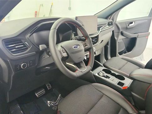 Used 2024 Ford Escape ST-Line w/ Tech Pack #1 AWD/4WD image 15