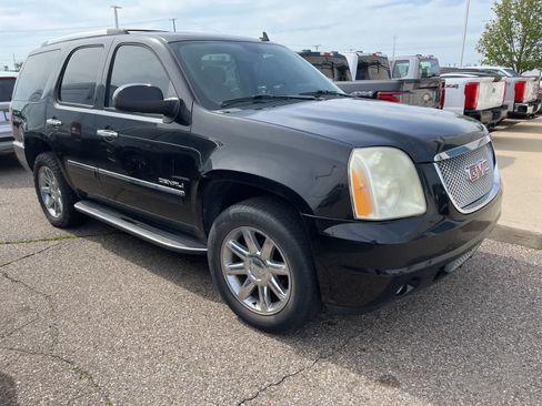 Used 2012 GMC Yukon Denali AWD/4WD image 17