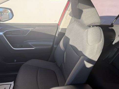 Used 2024 Toyota RAV4 LE image 20