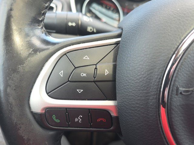 Used 2019 Jeep Compass Latitude FWD image 15