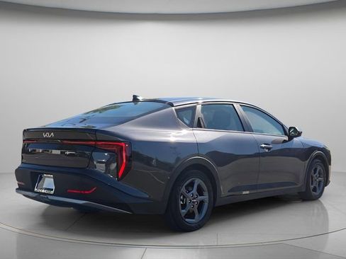 Used 2025 Kia K4 FWD image 8