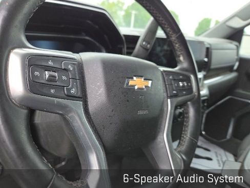 Used 2023 Chevrolet Silverado 1500 LT AWD/4WD image 11
