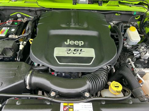 Used 2012 Jeep Wrangler Sport AWD/4WD image 40