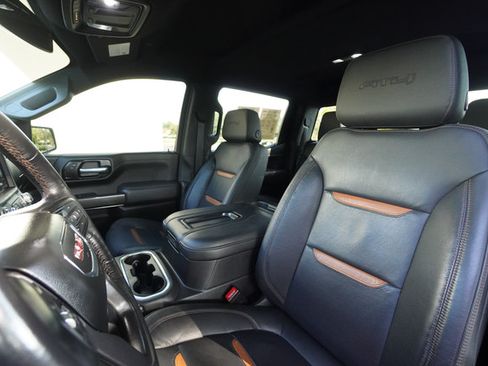 Used 2021 GMC Sierra 1500 AT4 AWD/4WD image 25