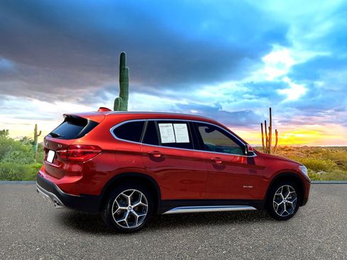Used 2018 BMW X1 sDrive28i FWD image 5