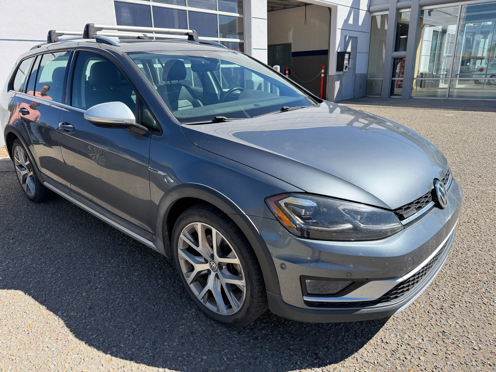 Used 2018 Volkswagen Golf Alltrack SEL AWD/4WD image 19