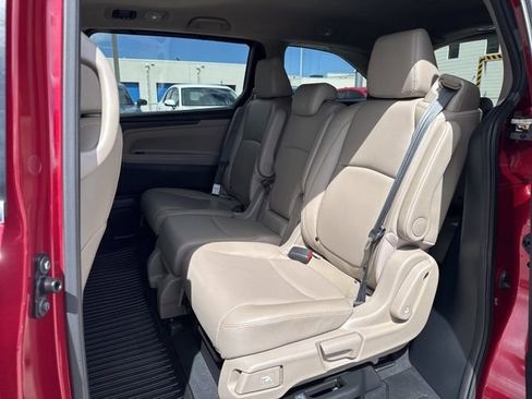 Used 2022 Honda Odyssey EX-L image 16