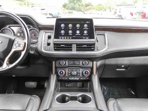 Used 2021 Chevrolet Tahoe High Country RWD image 13