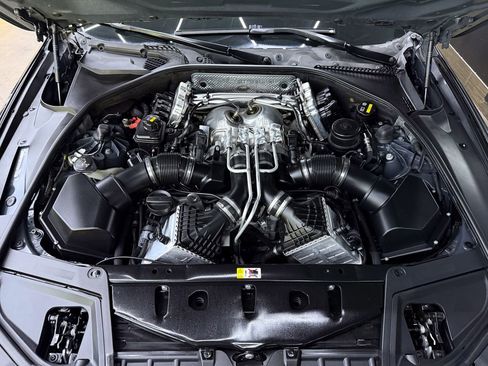 Used 2015 BMW M5 RWD image 27