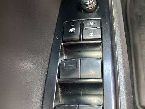 Used 2025 Toyota Camry LE w/ Convenience Package AWD/4WD image 12