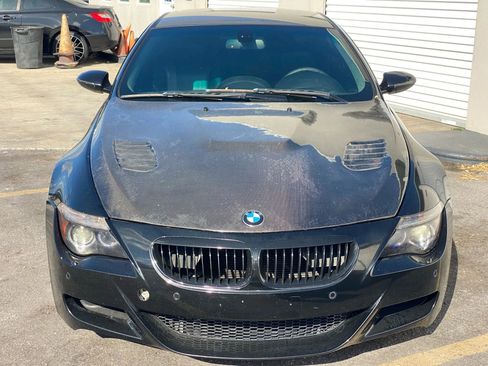Used 2006 BMW M6 Coupe image 26