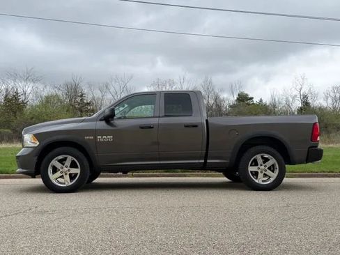 Used 2015 RAM 1500 Express AWD/4WD image 17