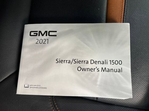 Used 2021 GMC Sierra 1500 AT4 w/ AT4 Value Package AWD/4WD image 31