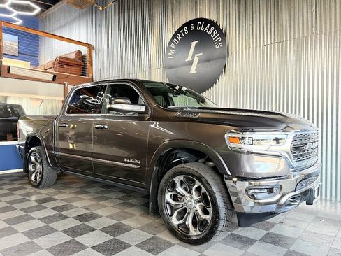 Used 2021 RAM 1500 Limited AWD/4WD image 2