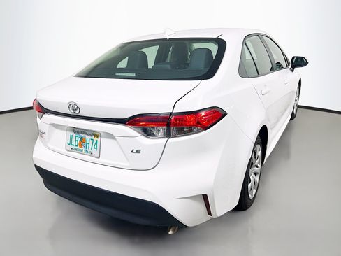 Used 2023 Toyota Corolla LE FWD image 4
