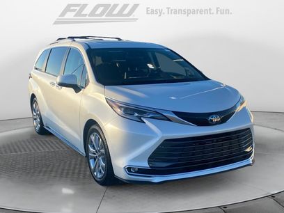 Used 2023 Toyota Sienna Platinum