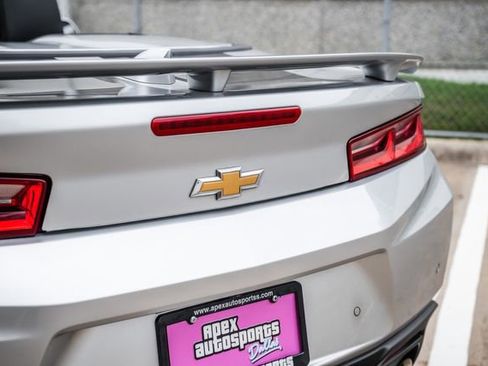 Used 2016 Chevrolet Camaro LT RWD image 34
