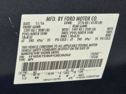 Used 2017 Ford Explorer XLT w/ Equipment Group 202A FWD image 20
