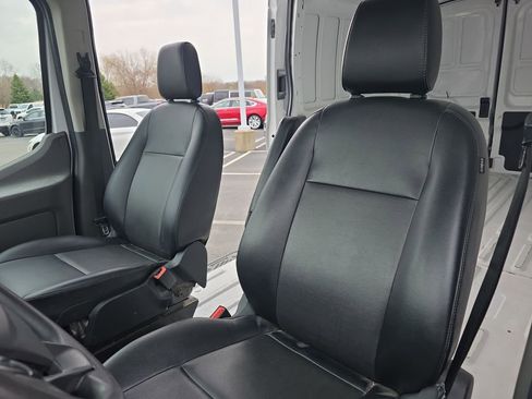 Certified 2023 Ford Transit 250 Medium Roof AWD image 21