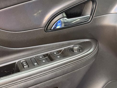 Used 2018 Buick Encore Essence AWD/4WD image 12