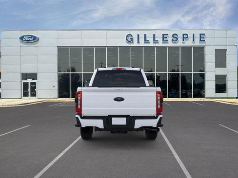 New 2026 Ford F250 Lariat w/ Black Appearance Package image 5