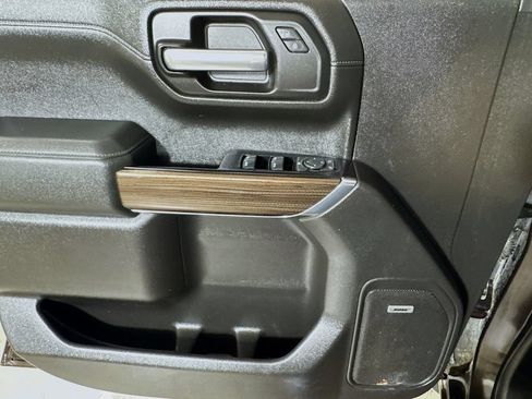 Certified 2019 Chevrolet Silverado 1500 LT Trail Boss AWD/4WD image 16