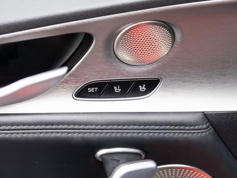 Used 2018 Kia Stinger GT2 image 18