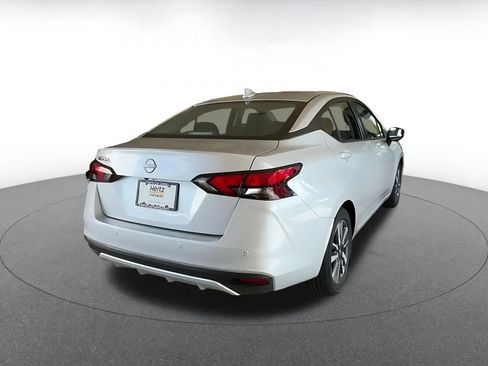 Used 2025 Nissan Versa SV image 14