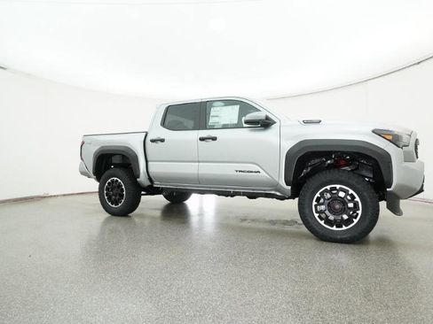 New 2025 Toyota Tacoma TRD Off-Road image 35