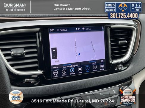 Used 2019 Chrysler Pacifica Touring Plus w/ Tire & Wheel Group FWD image 11