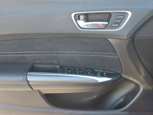 Used 2019 Acura TLX 3.5L Technology Pkg w/A-Spec P image 12