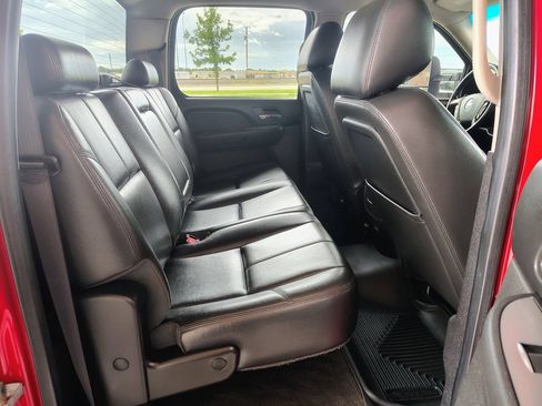 Used 2013 Chevrolet Silverado 2500 LTZ w/ LTZ Plus Package AWD/4WD image 18