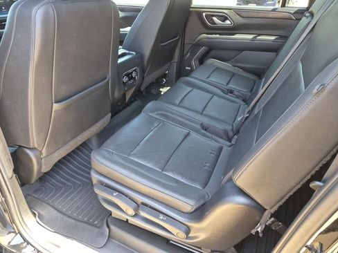 Used 2022 Chevrolet Suburban Z71 AWD/4WD image 26