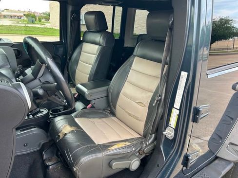 Used 2008 Jeep Wrangler Unlimited Sahara RWD image 6