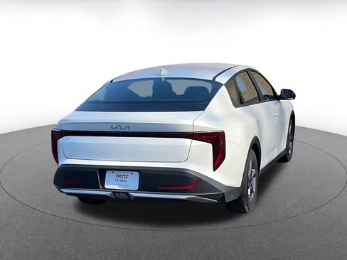 Used 2025 Kia K4 LXS image 14