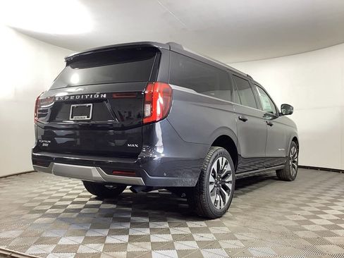 New 2025 Ford Expedition Max Platinum w/ Driver's Package image 2