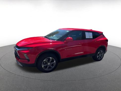 Used 2026 Chevrolet Blazer LT FWD image 8