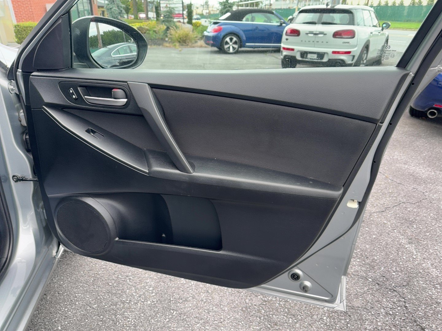 Used 2012 MAZDA MAZDA3 i Sport FWD image 17