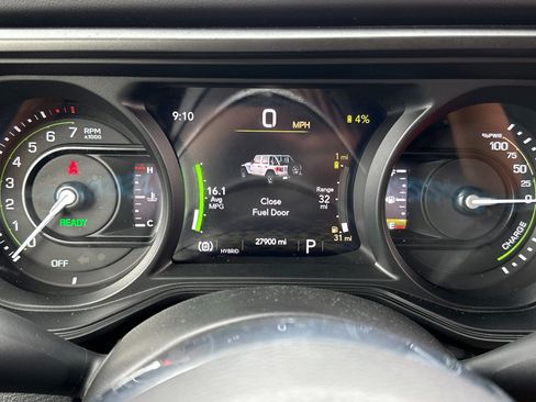 Used 2024 Jeep Wrangler High Altitude AWD/4WD image 23