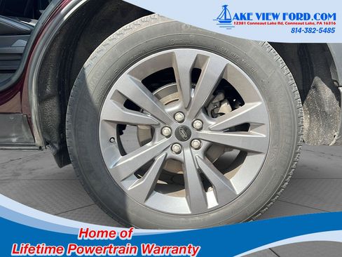 Used 2023 Ford Explorer XLT w/ Equipment Group 202A AWD/4WD image 9