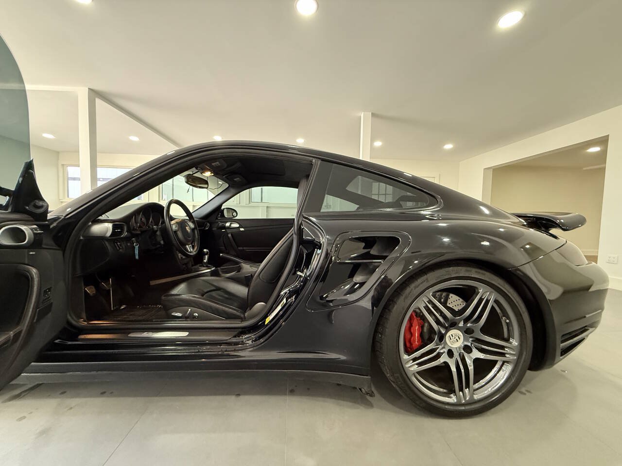 Used 2007 Porsche 911 Turbo AWD/4WD image 15