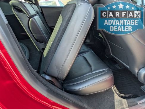 Used 2024 Tesla Model Y Long Range AWD/4WD image 19