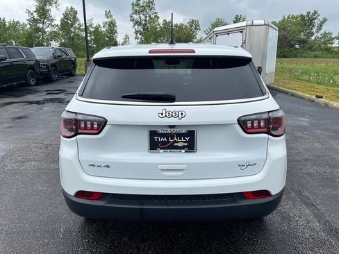 Used 2024 Jeep Compass Sport AWD/4WD image 6