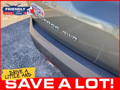 Used 2022 Chevrolet Traverse LT AWD/4WD image 5